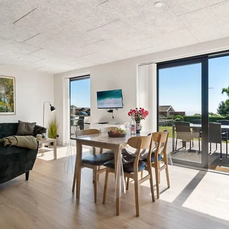 Vojdanka - 50m From The Sea By Interhome *
